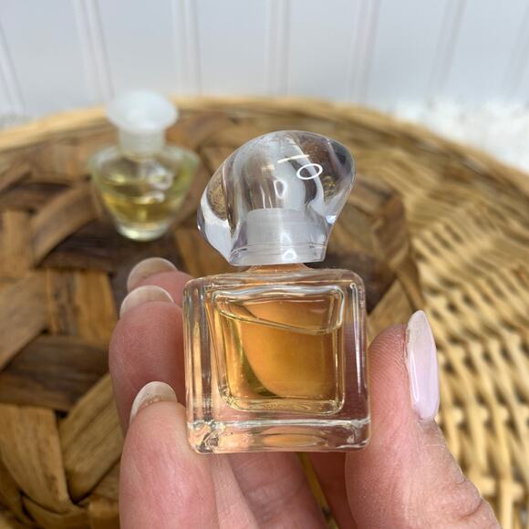 Small Decorative Perfume Bottles 1.75 x 1.25" 1 x 1.25" - Picture 7 of 8